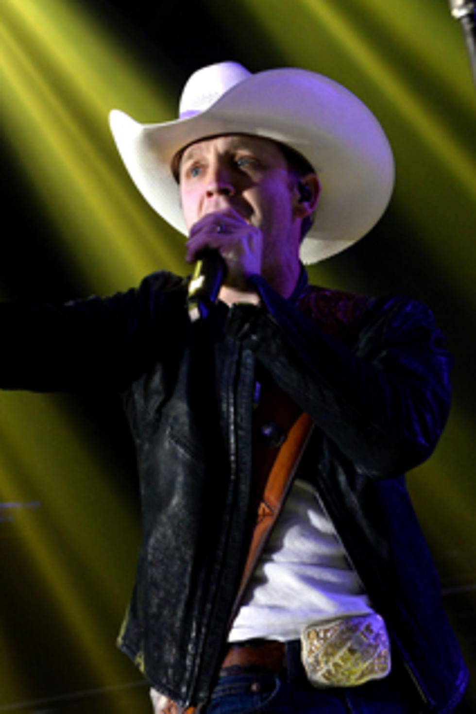 Justin Moore At TOC: Back That Thing Up