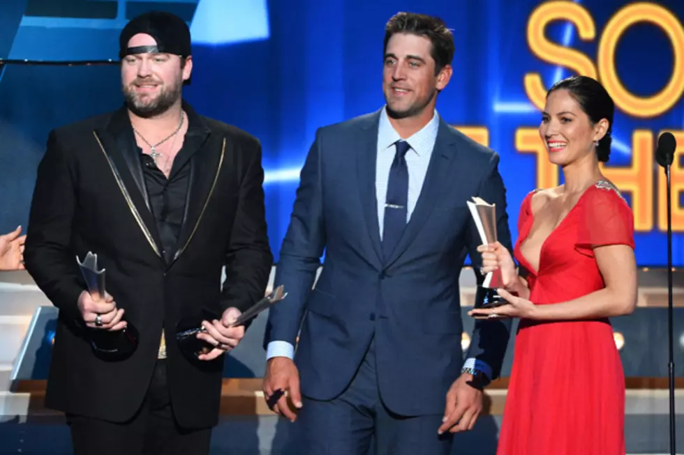 &#8216;I Drive Your Truck&#8217; Wins Song of the Year at the 2014 ACM Awards
