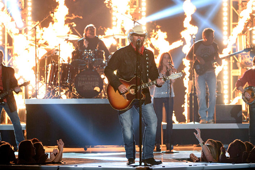 Toby Keith Rocks the Stage With ‘Shut Up and Hold On’ at the 2014 ACM Awards