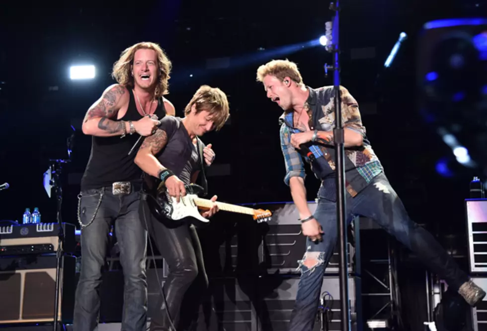 Keith Urban, Florida Georgia Line Reward Soaked Fans During CMA Fest LP Field Show [Pictures]
