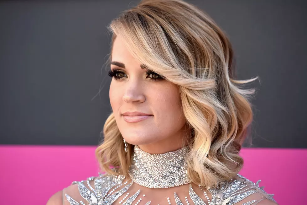 Carrie Underwood Is Pregnant (VIDEO)