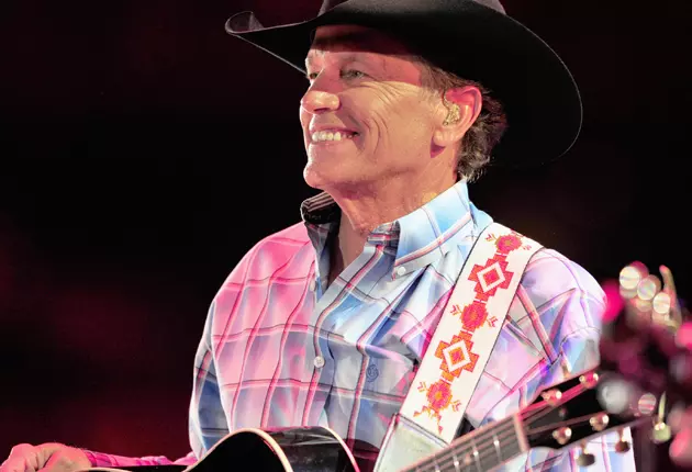 George Strait Set His &#8216;Chair&#8217; on the Top of the Charts 31 Years Ago Today [VIDEO]
