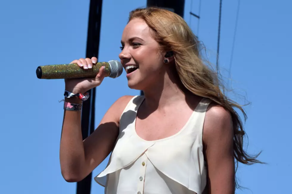 Danielle Bradbery Avoids Reading Comments About Her Online