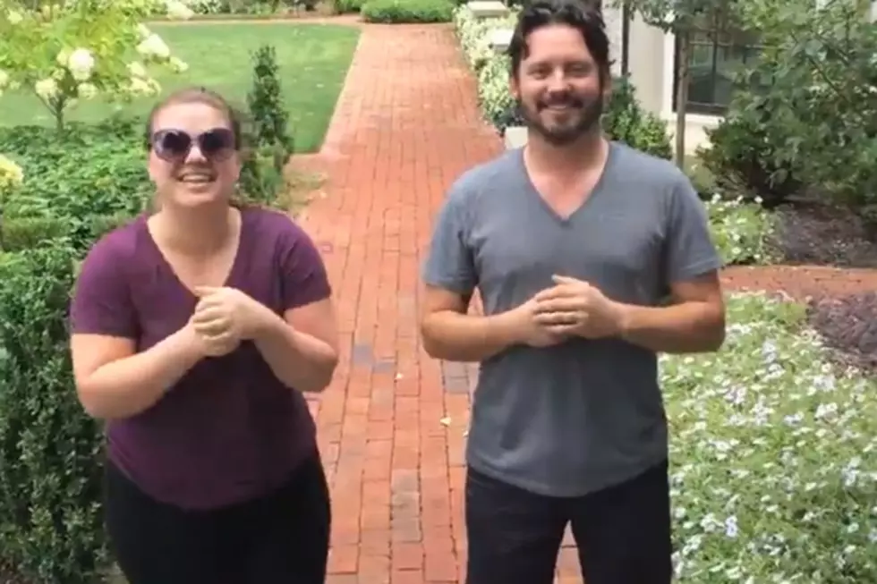 Kelly Clarkson Makes First Post-Baby Appearance in ALS Ice Bucket Challenge Video