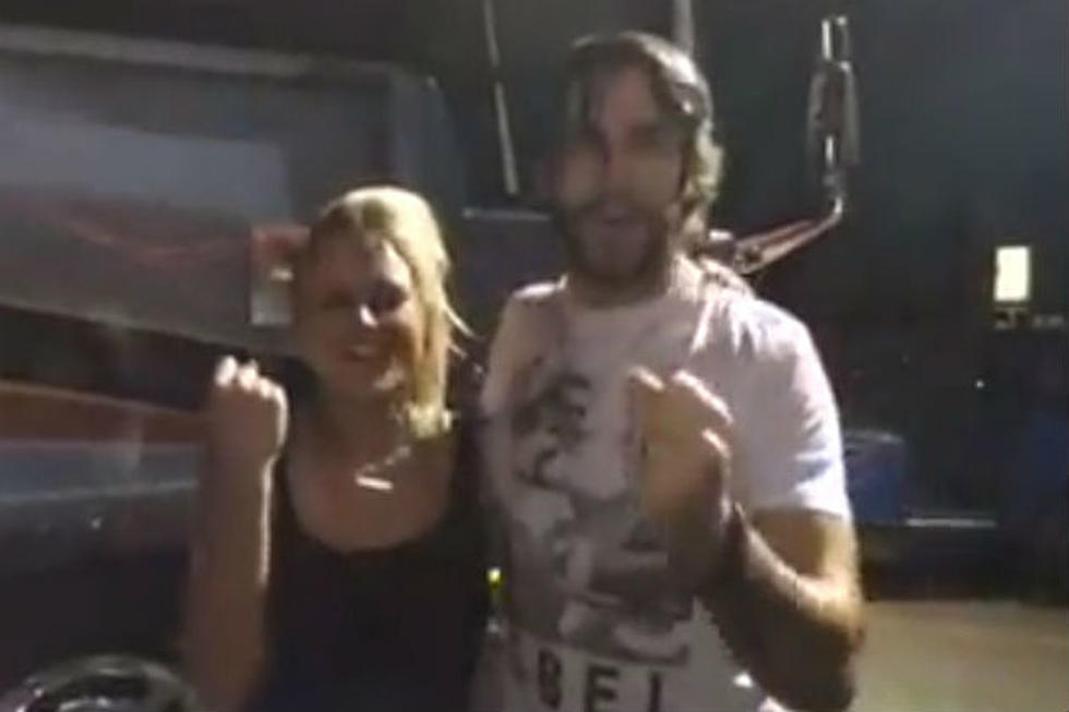 Miranda Lambert, Thomas Rhett Take Ice Bucket Challenge Together [Watch]