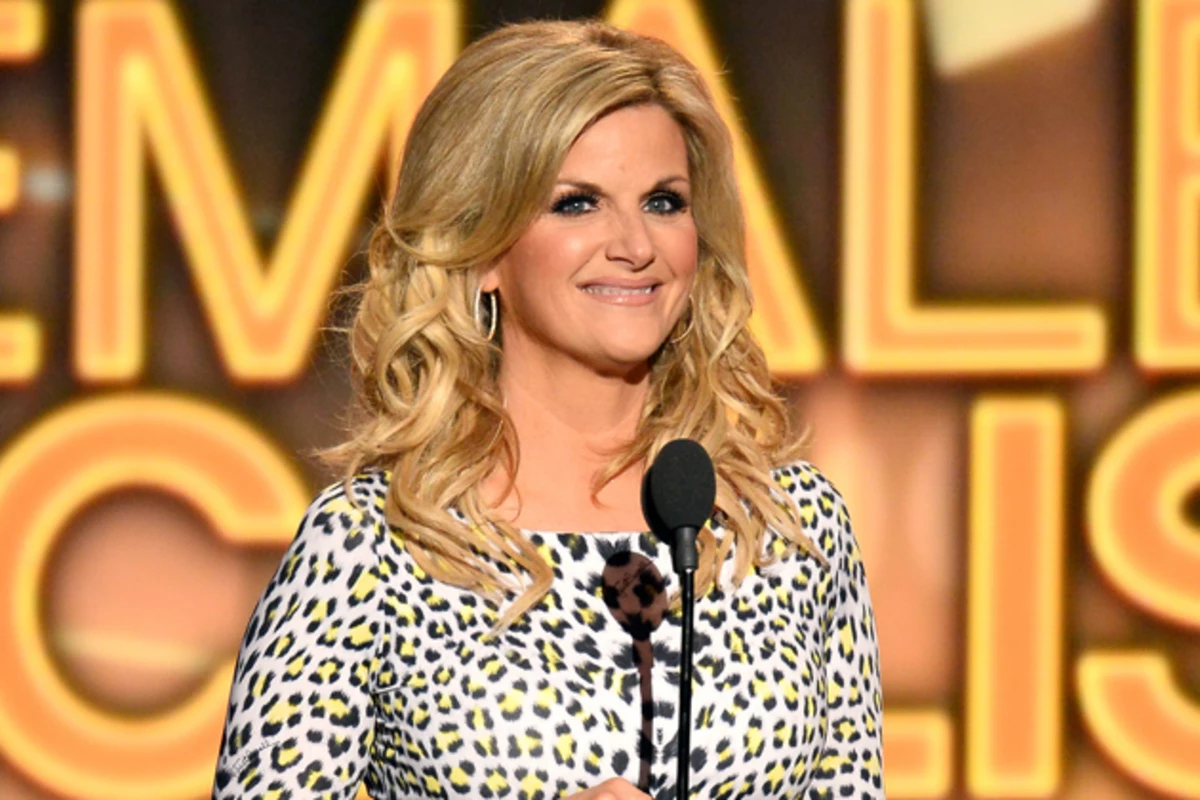 Trisha Yearwood Hosts 'Prizefighter' Luncheon for Women Affected by Cancer  – Billboard