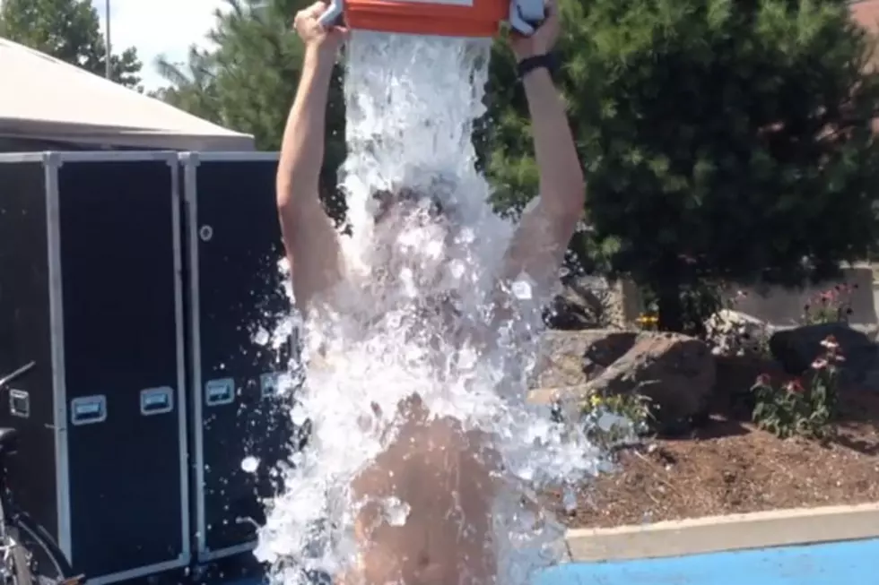 Justin Moore, Dierks Bentley Take the Ice Bucket Challenge [Watch]