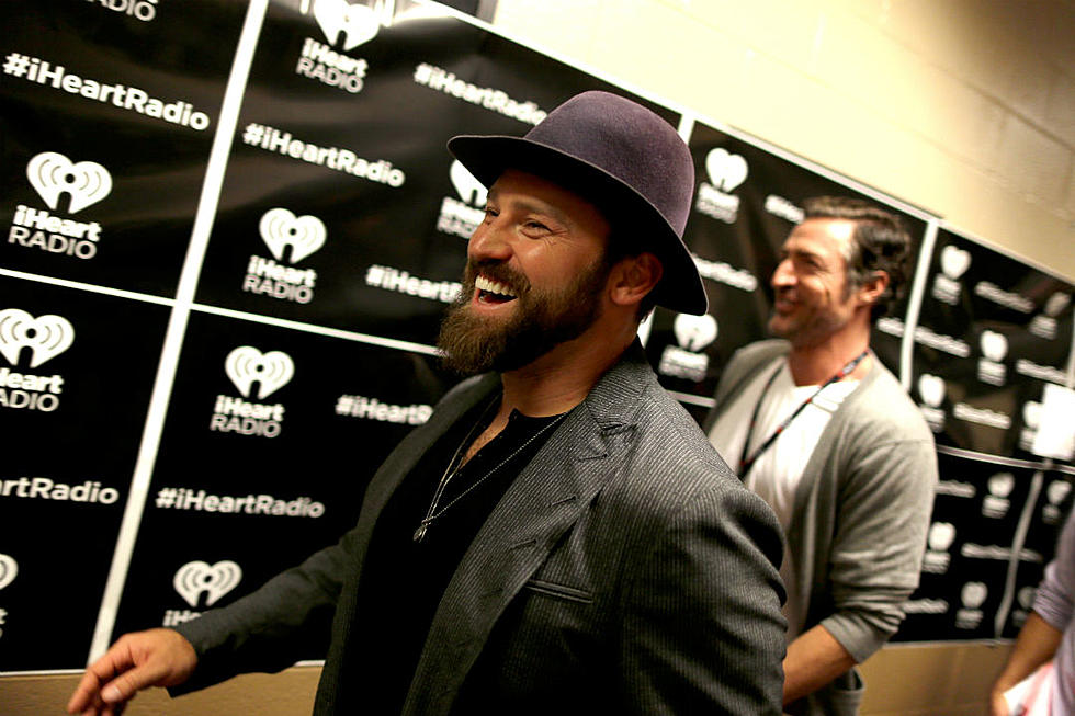 Zac Brown Drops Thirty Pounds, Debuts Classier New Style