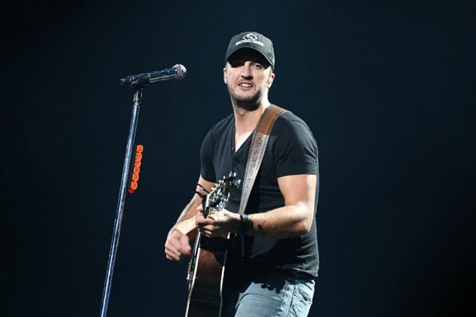 Luke Bryan Snags Huge Nod Among 2014 American Music Awards Nominees