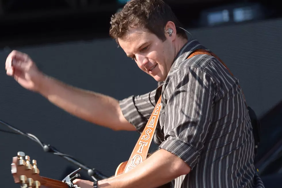 Easton Corbin Taking the Stage at the 2015 Lincoln County Fair