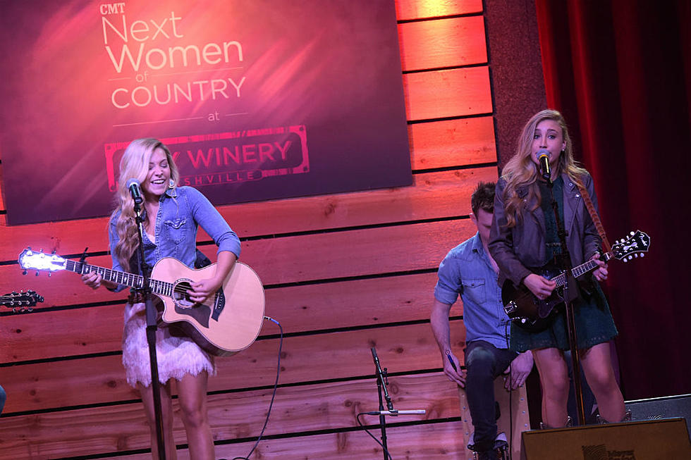 Maddie and Tae Prep for Their First CMA Awards, Recall Where They Were Last Year
