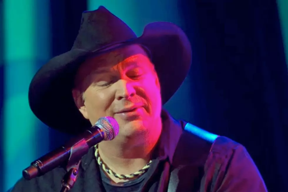 Garth Will Make You Cry  [Watch]