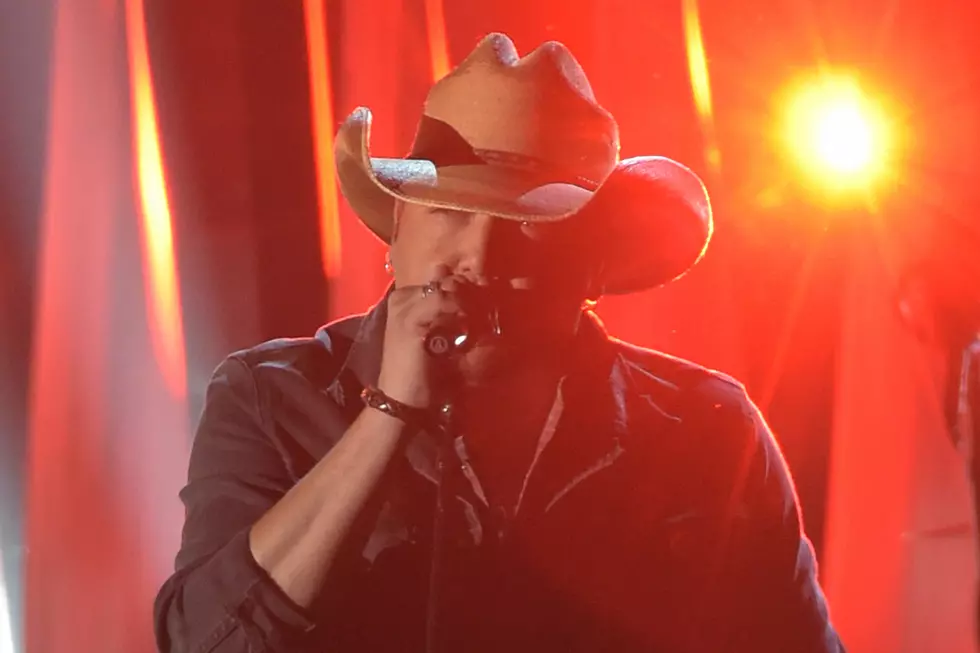 Jason Aldean Burns It Down at 2014 CMA Awards