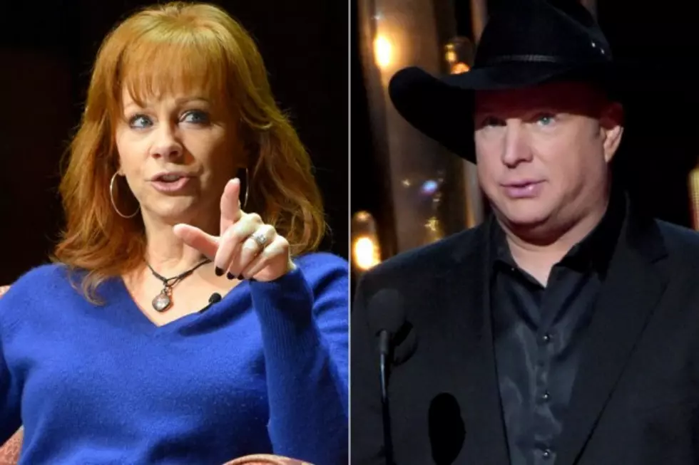 Reba McEntire Asks Fans to &#8216;Pray for Peace,&#8217; Garth Brooks Cancels Press in Light of Ferguson