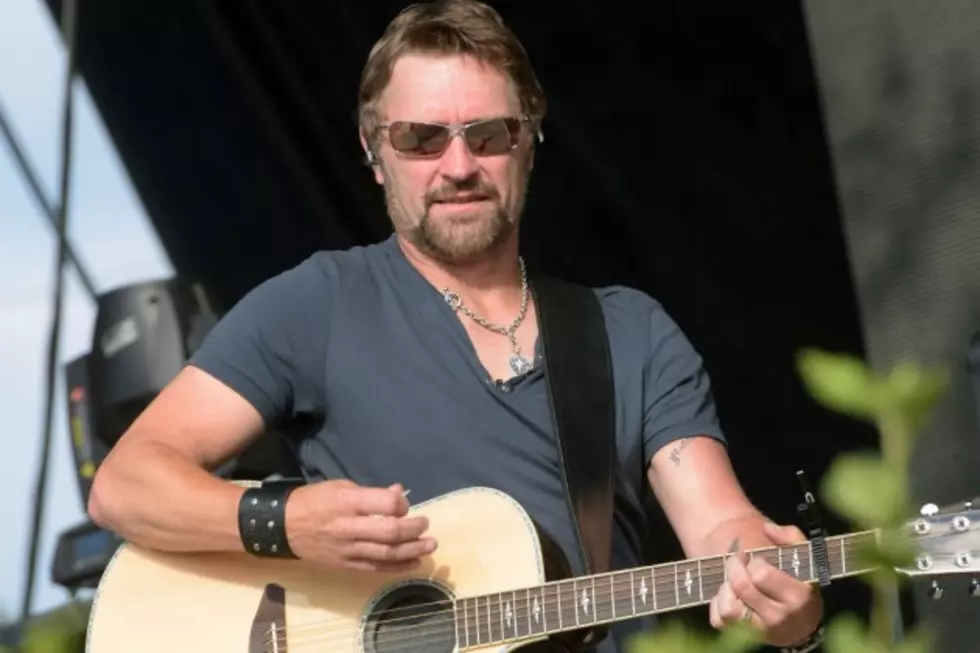 Craig Morgan Thanks American Troops With 35K MoonPie Treats