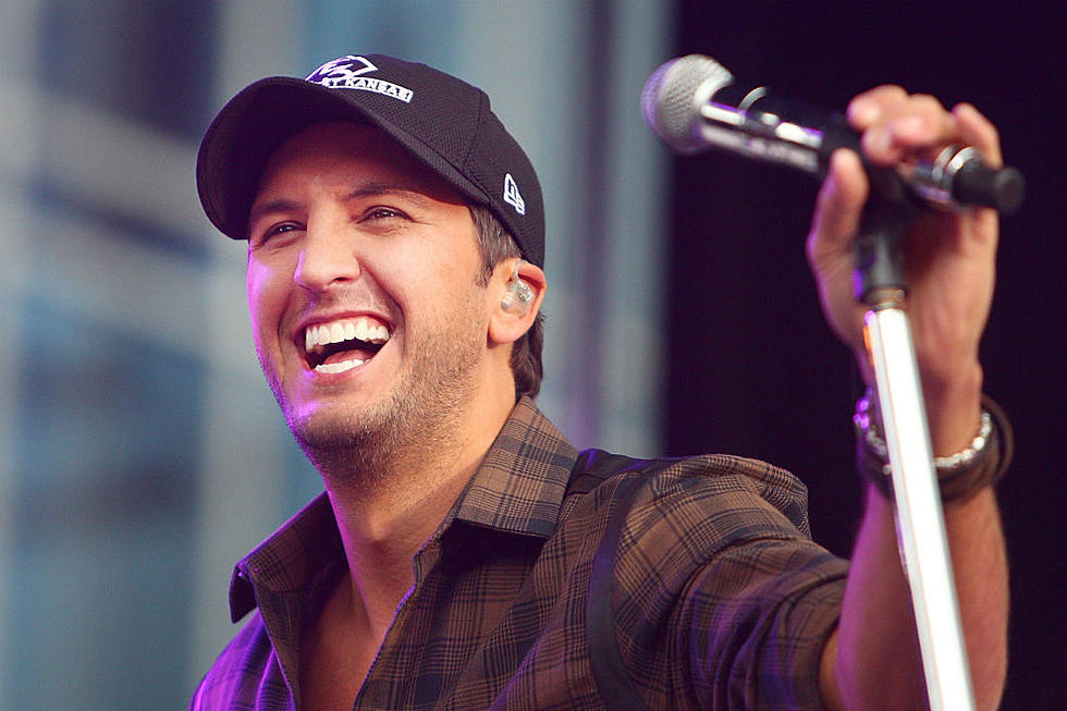 10 Really Sexy Luke Bryan Pictures