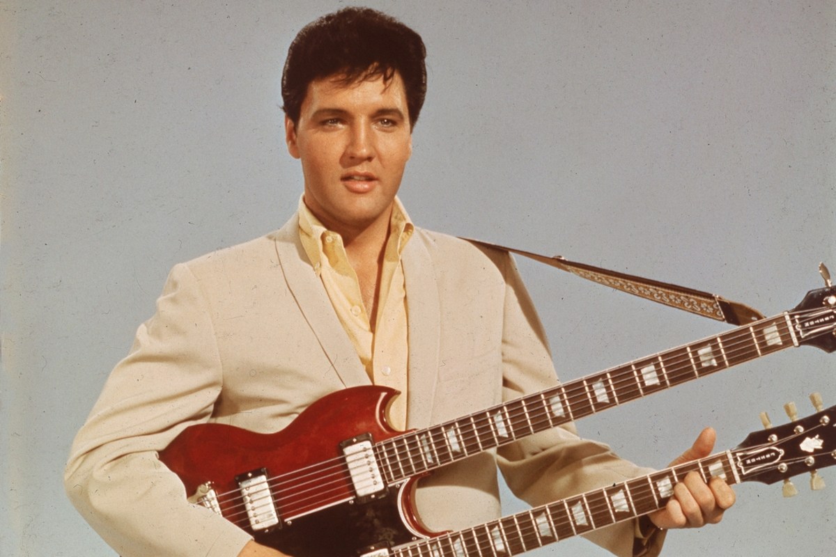 Remember When Elvis Presley Bombed on the Grand Ole Opry? Remember When Elvis Presley Bombed on the Grand Ole Opry?