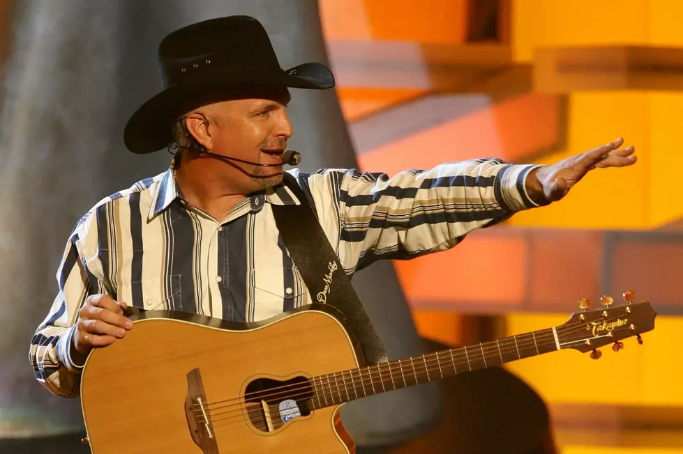 Check Out the Wackiest Shirts in Garth Brooks&#8217; Closet [Pictures]