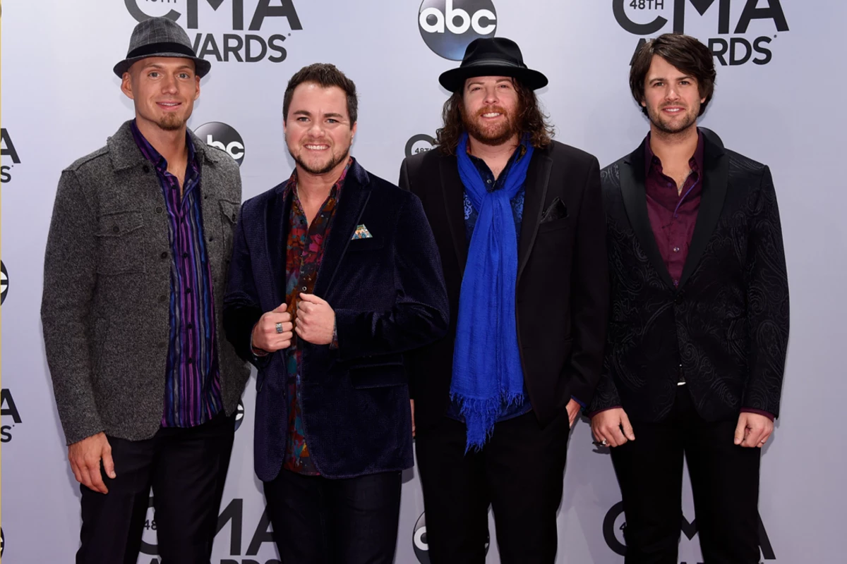 eli young band turn it on listen eli young band turn it on listen