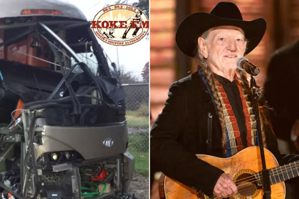 Travis Tritt's Tour Bus Involved in Fatal Accident