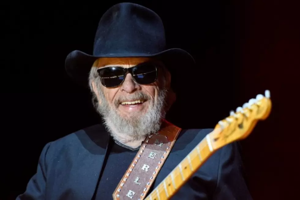 Merle Haggard Makes Surprise Appearance at the Grand Ole Opry