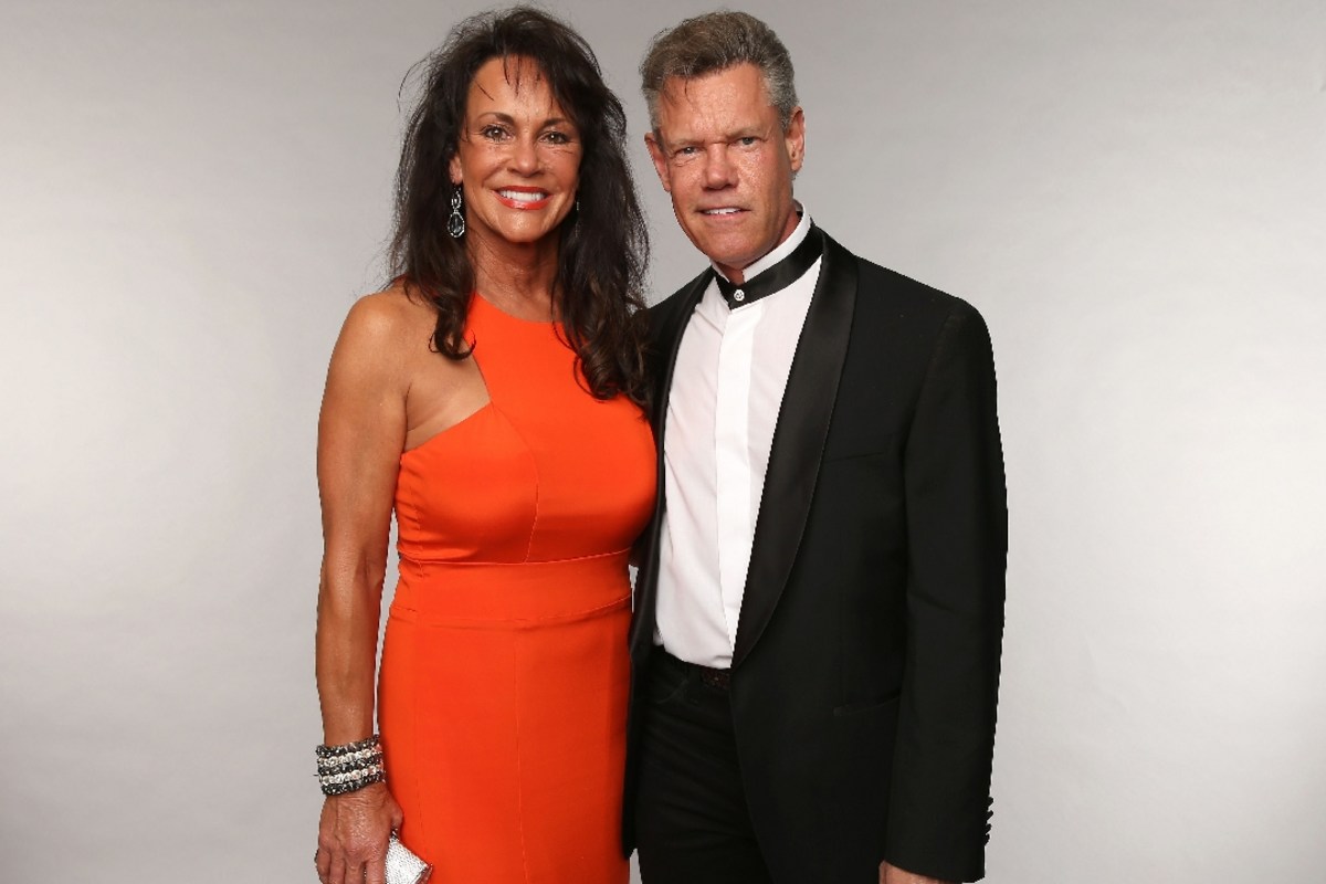 Randy Travis Marries Mary Davis