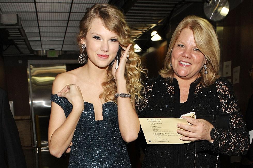 Taylor Swift’s Mom Has Cancer