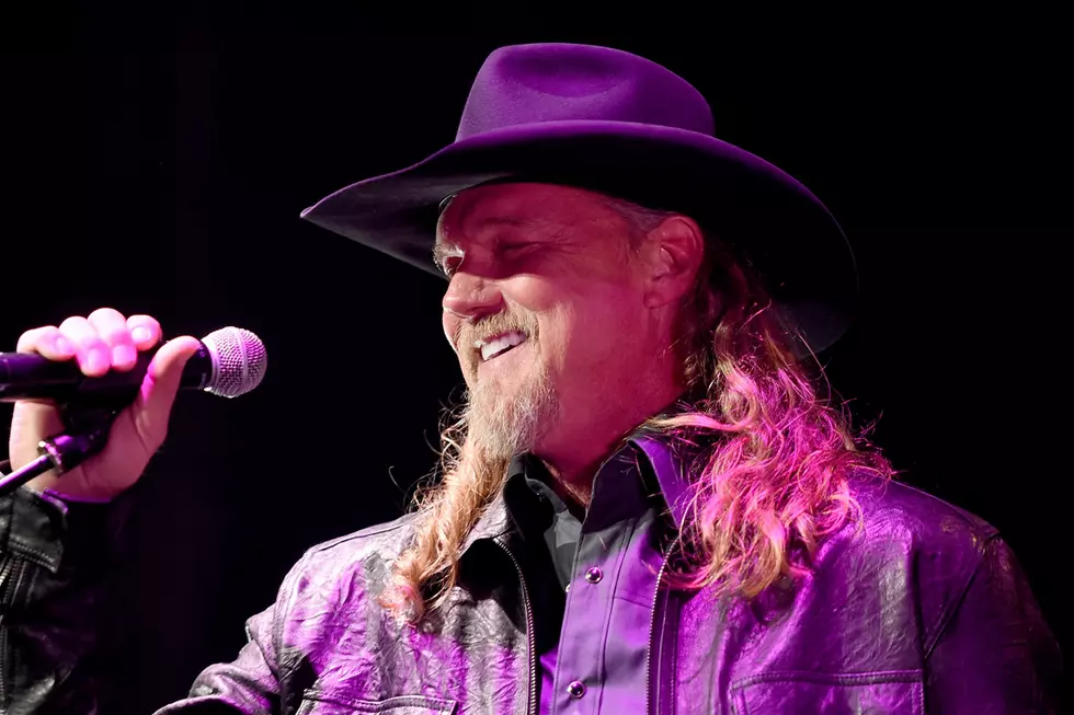 Did You Know Trace Adkins Played Football At Louisiana Tech? [PHOTO]