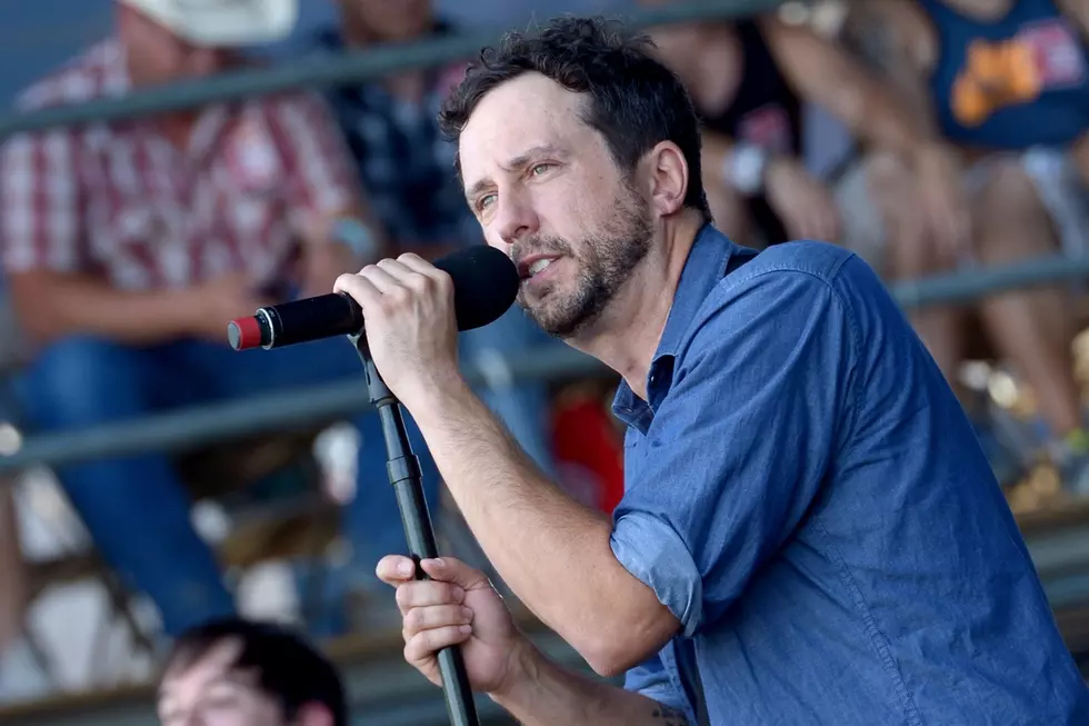 Will Hoge Returns to His Roots for 'Small Town Dreams'