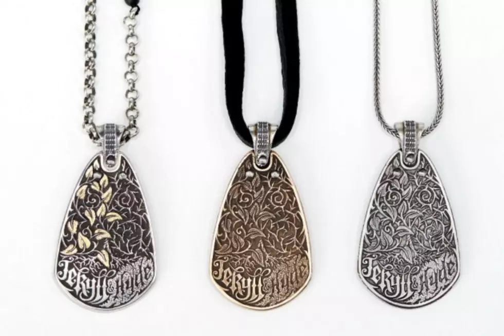 Zac Brown Band Collaborate With William Henry for Guitar Pick Pendants