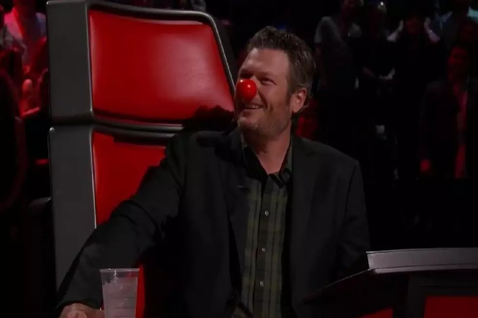 Blake Shelton Supports Red Nose Day