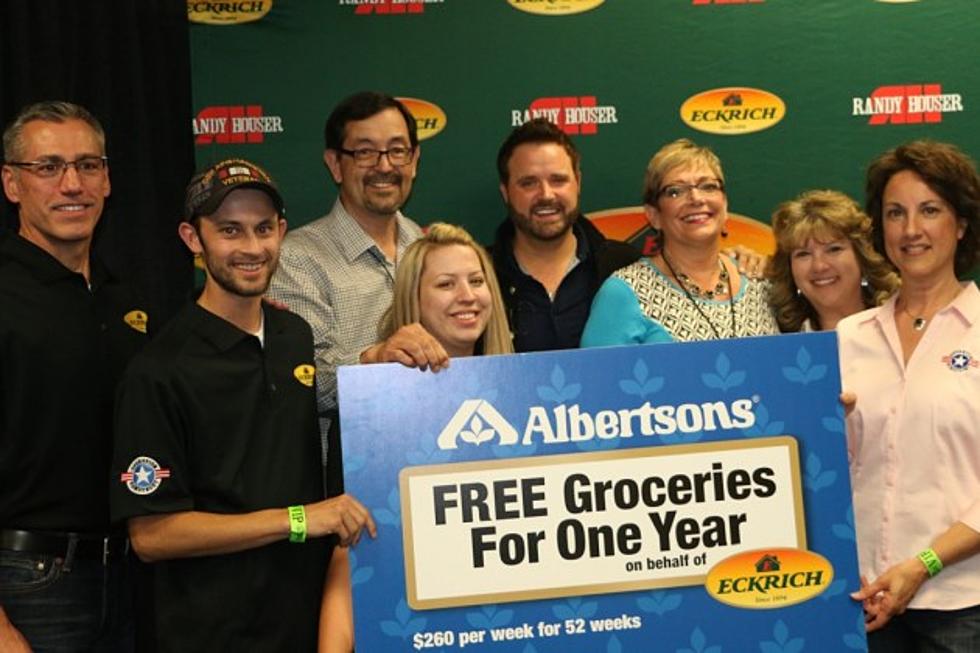 Randy Houser Gives a Veteran Free Groceries for a Year