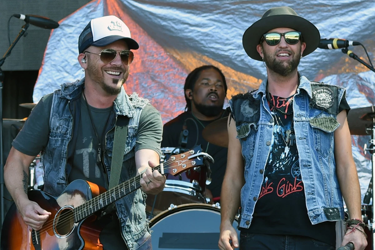 LoCash to Release Debut 'The Fighters' Album in June