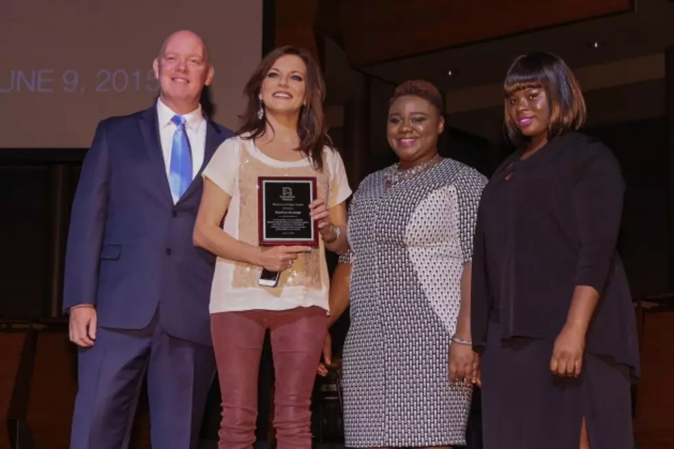 Martina McBride Honored With Beacon of Hope Award for Youth Advocacy