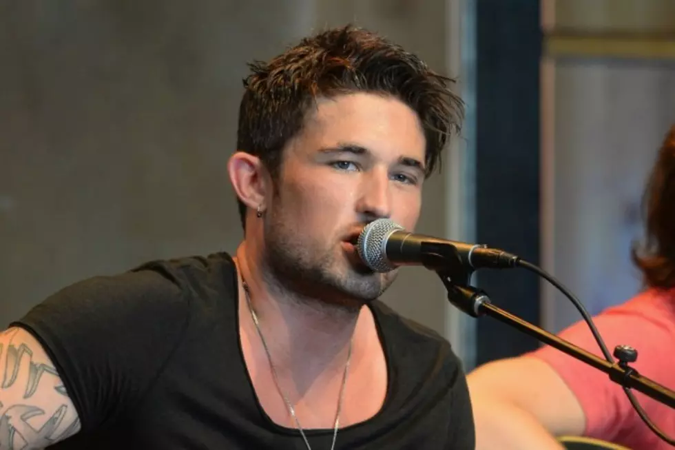 Newcomer Michael Ray on Growing Success, Dating Fans and Using Tinder