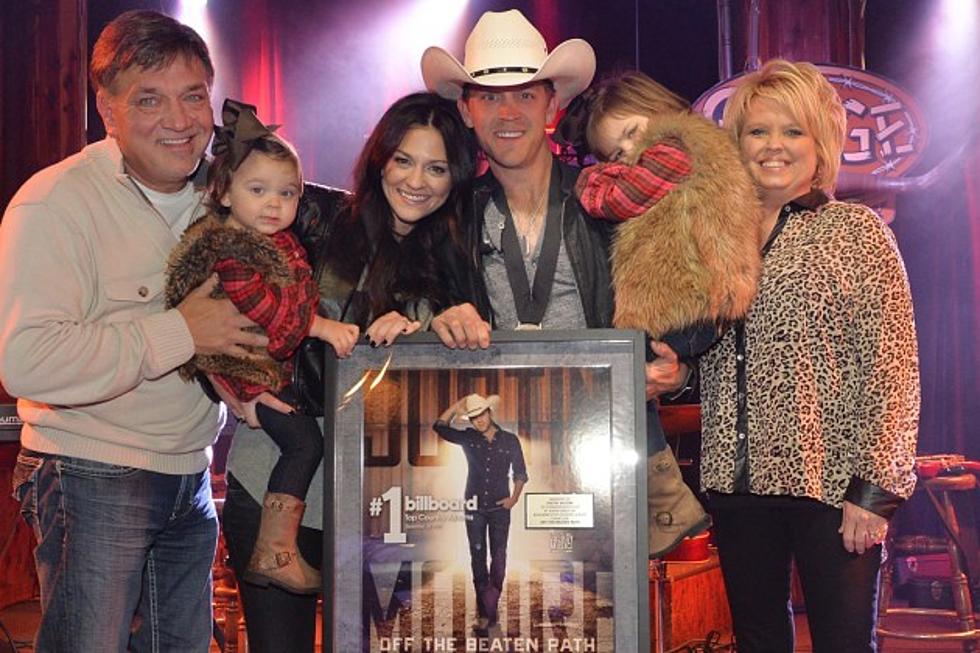 Justin Moore’s Twitter Followers Help Find His Family’s Lost Pup