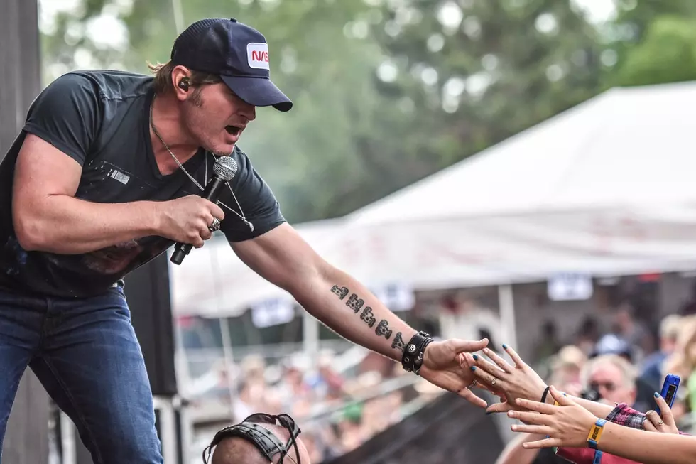 Bad Weather Rolls in at Taste of Country Fest, Doesn’t Slow Jerrod Niemann Down