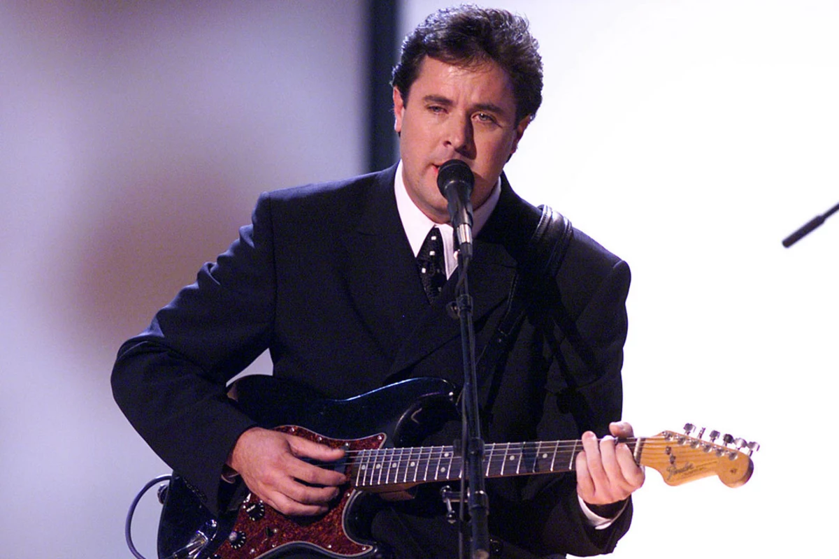 Remember When Vince Gill Scored His First No. 1 Hit? | 1 News Media