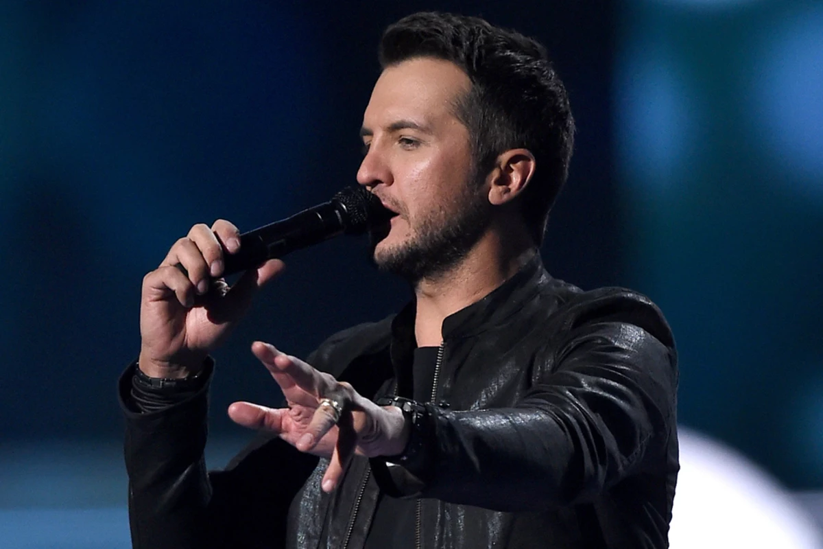 Luke Bryan Defends Himself After Outlaw Country Comments