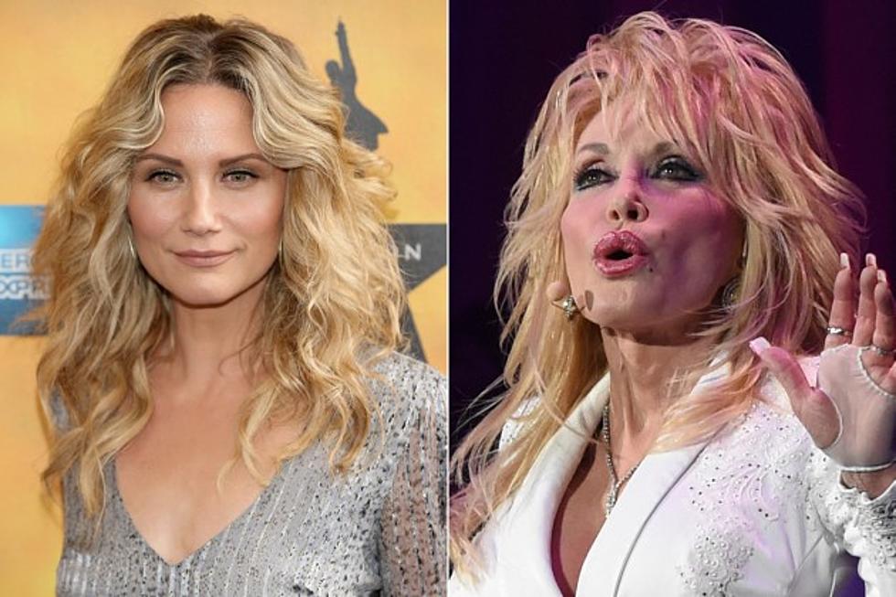 Jennifer Nettles to Play Dolly Parton’s Mother in NBC&#8217;s &#8216;Coat of Many Colors&#8217;