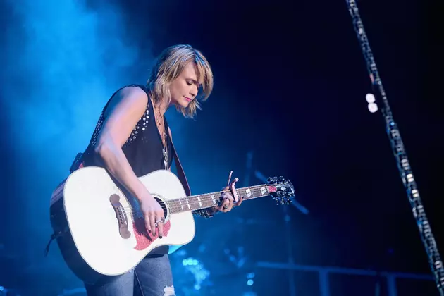 Miranda Lambert Announces Intimate Benefit Show, Sells It Out Instantly