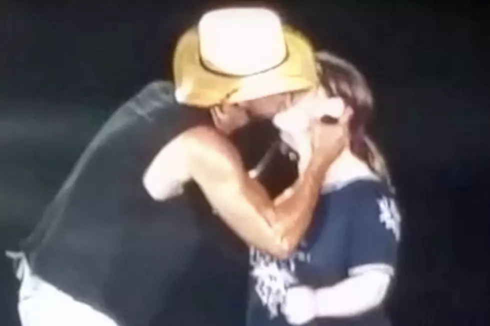 Kenny Chesney’s ‘Kiss’ Part of Record-Setting Night in New Jersey [Watch]