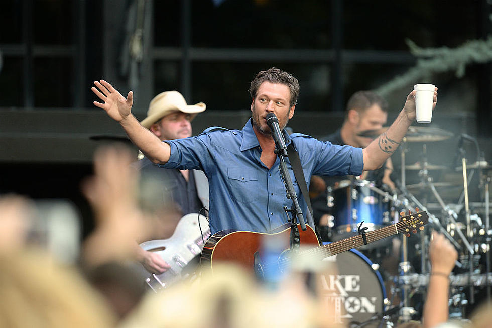 Blake Shelton Buys Property from Miranda Lambert: Nashville Minute