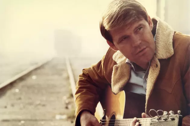Sunday Morning Country Classic Spotlight to Feature Glen Campbell [VIDEOS]