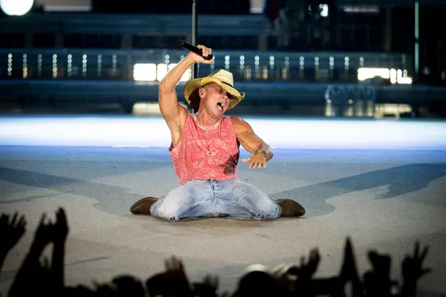 Kenny Chesney Will &#8216;Spread The Love&#8217; At CMAC June 10th 2016