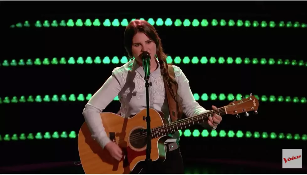 Krista Hughes Wins Blake Shelton Over With ‘Angel From Montgomery’ on ‘The Voice’