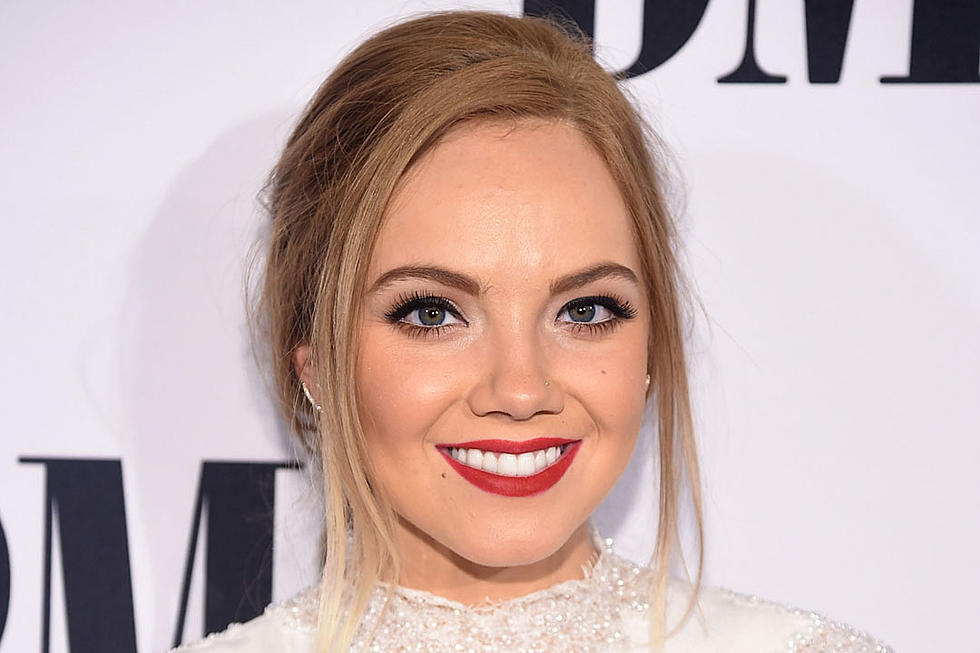 Danielle Bradbery Flawlessly Covers Sam Hunt's 'Speakers'