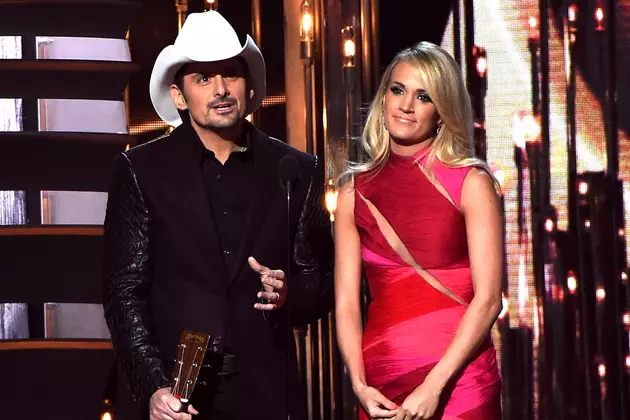 Blake, Shatting, the Whip and Brad Paisley&#8217;s Boxers All Part of 2015 CMA Awards Monologue