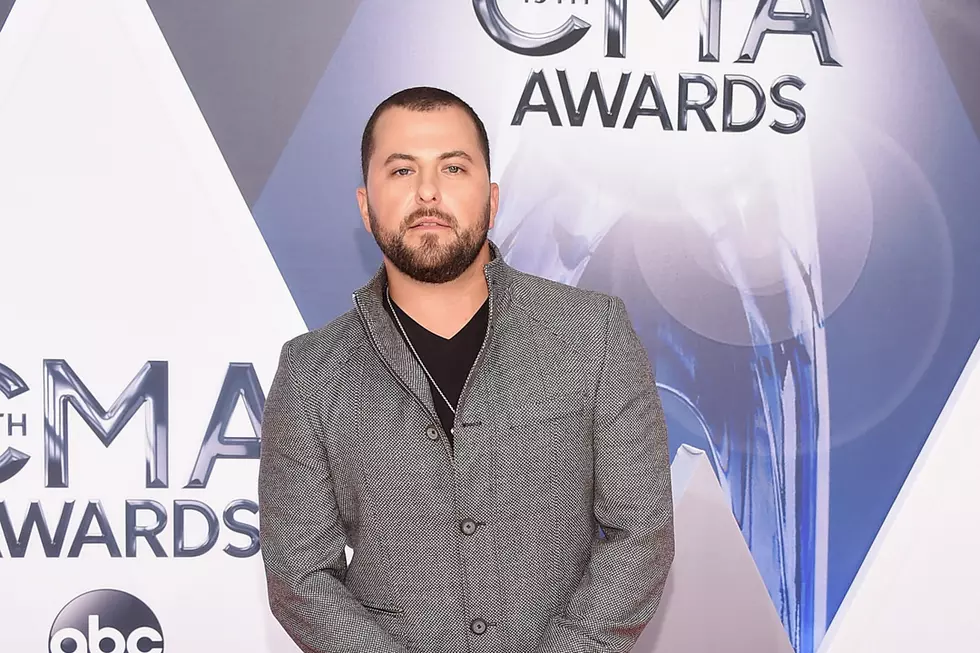 Tyler Farr Steams It Up for 'Better in Boots' Music Video