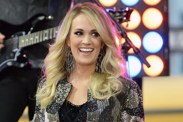 Carrie Underwood Goes to Great Lengths to Count Her Steps